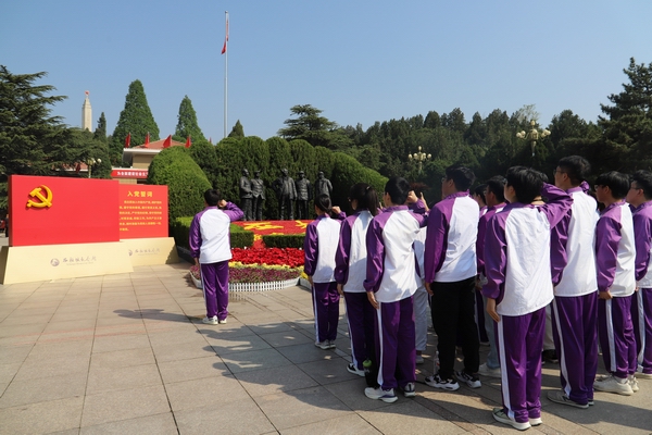 1713959036832060199.jpg 333.jpg